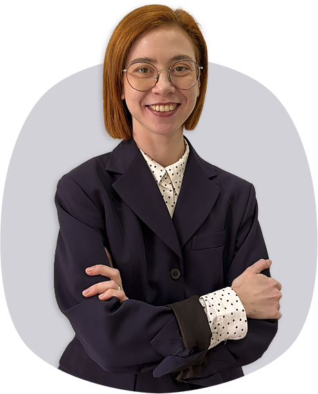 Nadine, administrativa de atención al cliente de la escuelaen Valencia